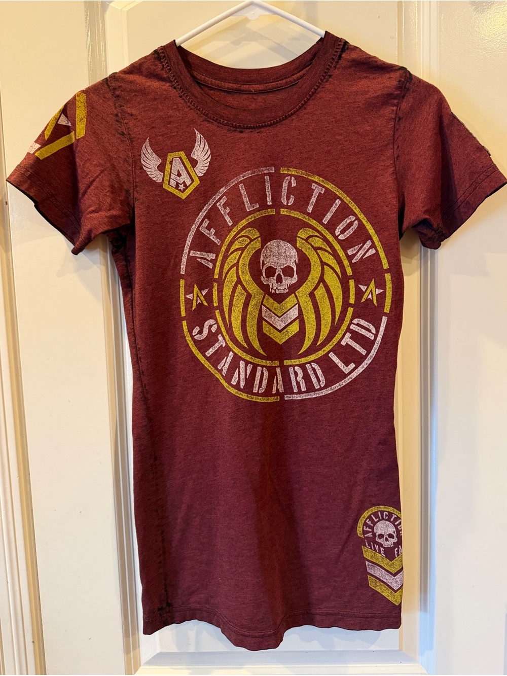 Affliction Maroon Graphic Tshirt with Yellow  white skull soft medium gym boho